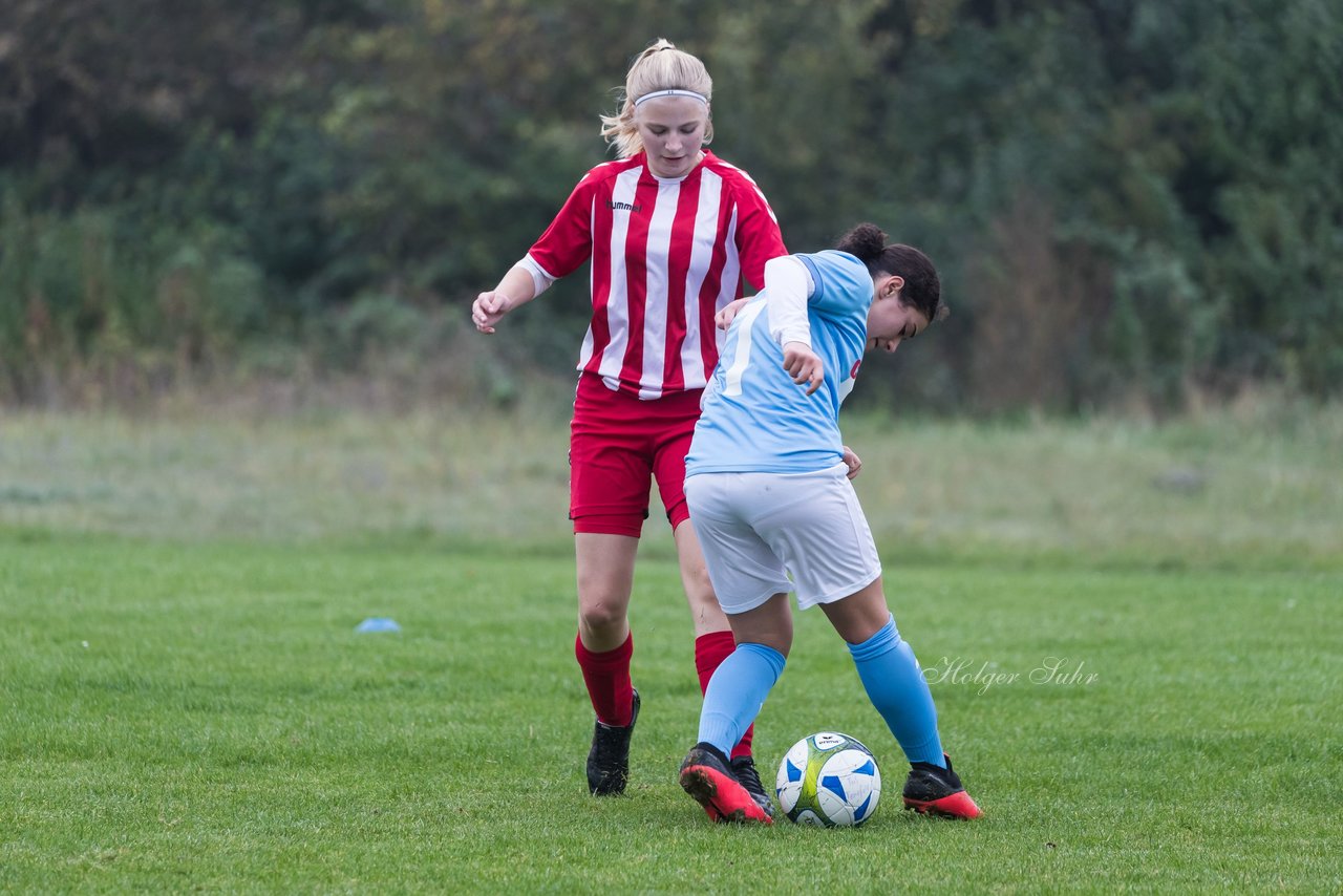 Bild 140 - wBJ TuS Tensfeld - SV Fortuna St. Juergen